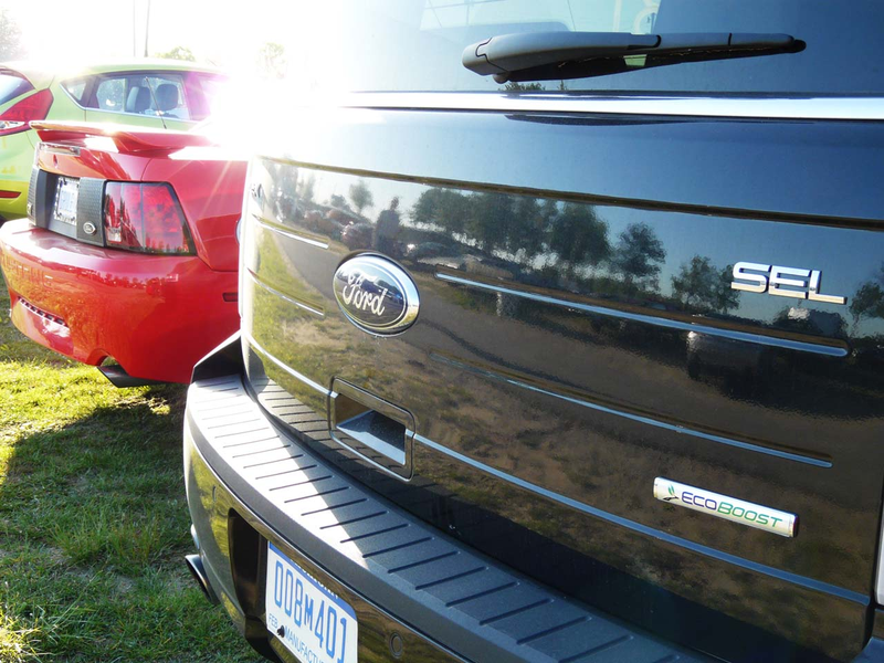 Illustration for article titled EcoBoost Goes Drag: Ford Flex, Lincoln MKS Hit The Strip